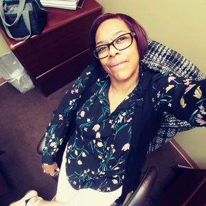 Meet your Posher, Rhea